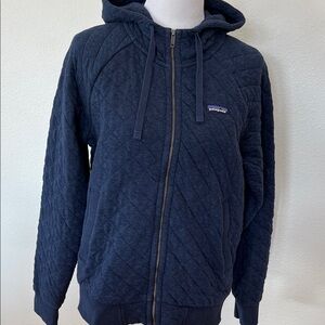 Patagonia Women’s Organic CottonQuilted Hoodie size Medium
